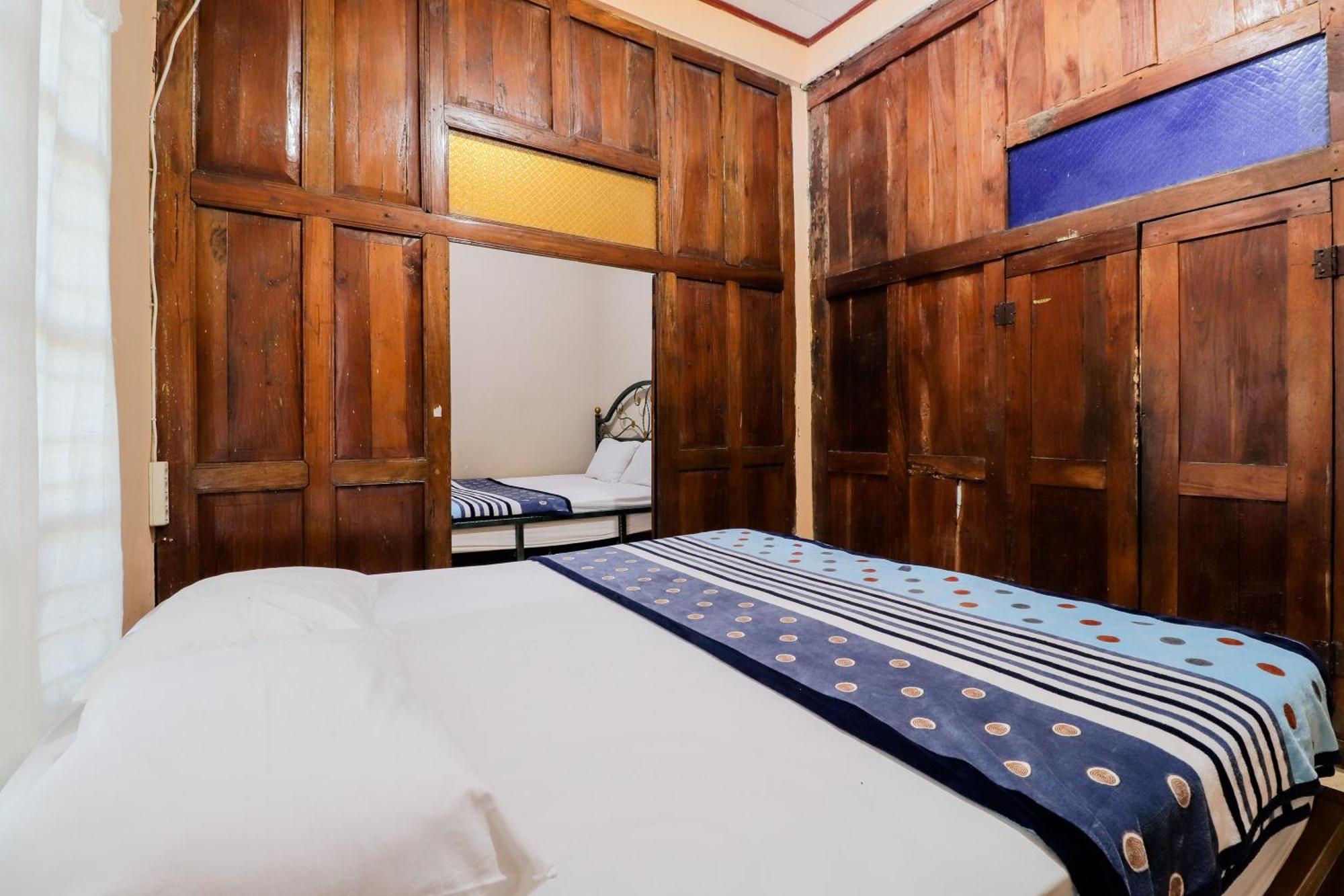 Nurudin House Apartment Magelang Exterior photo