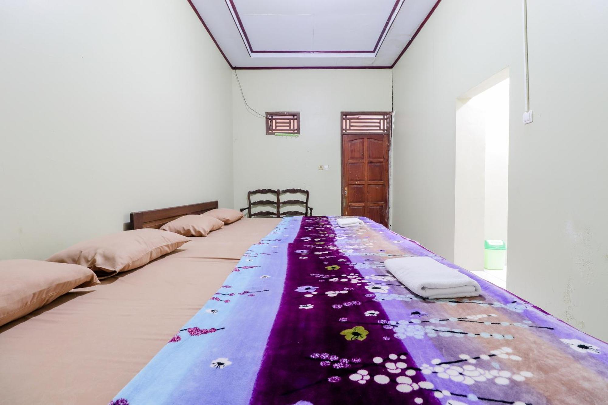 Nurudin House Apartment Magelang Exterior photo