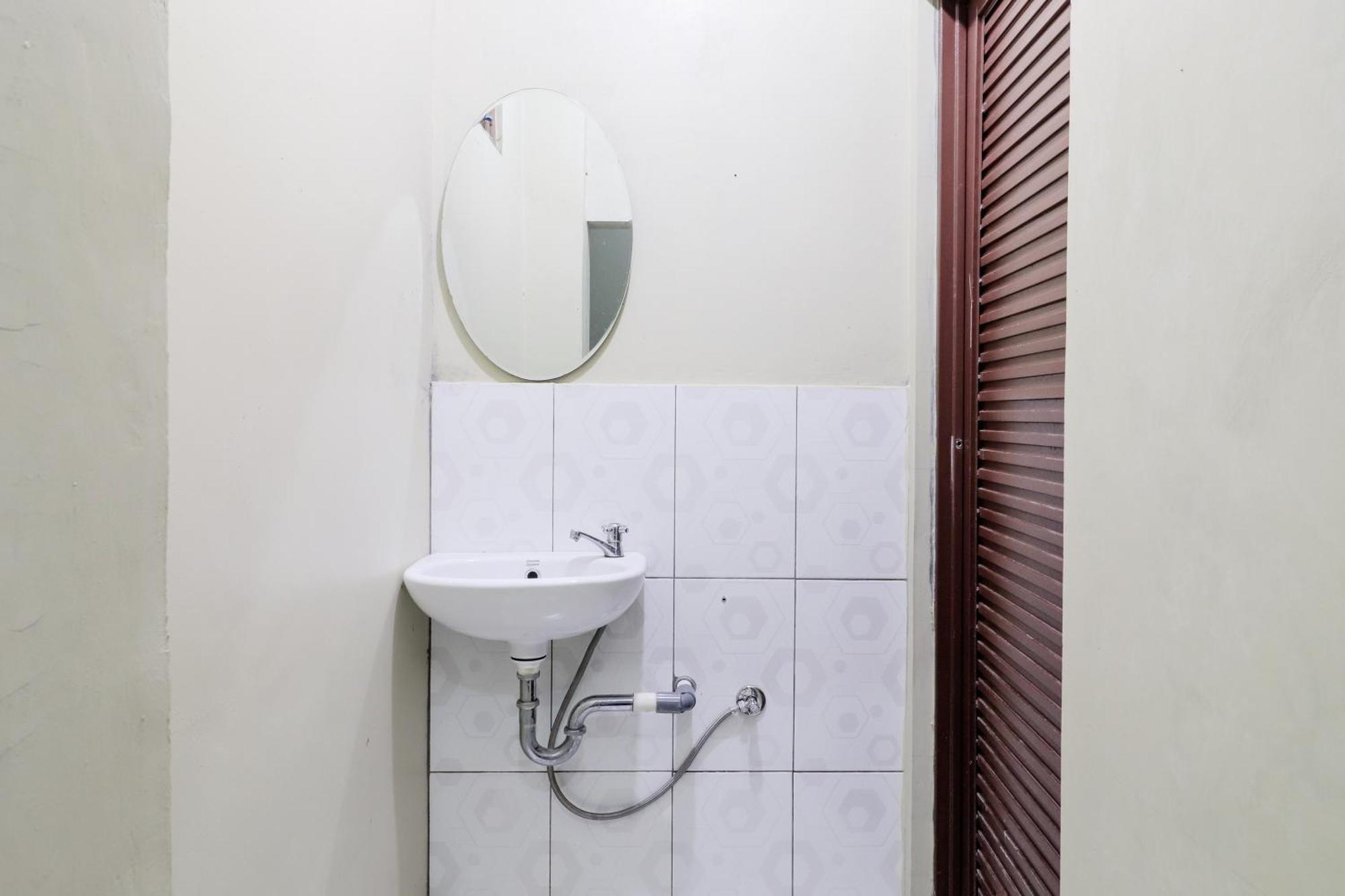 Nurudin House Apartment Magelang Exterior photo