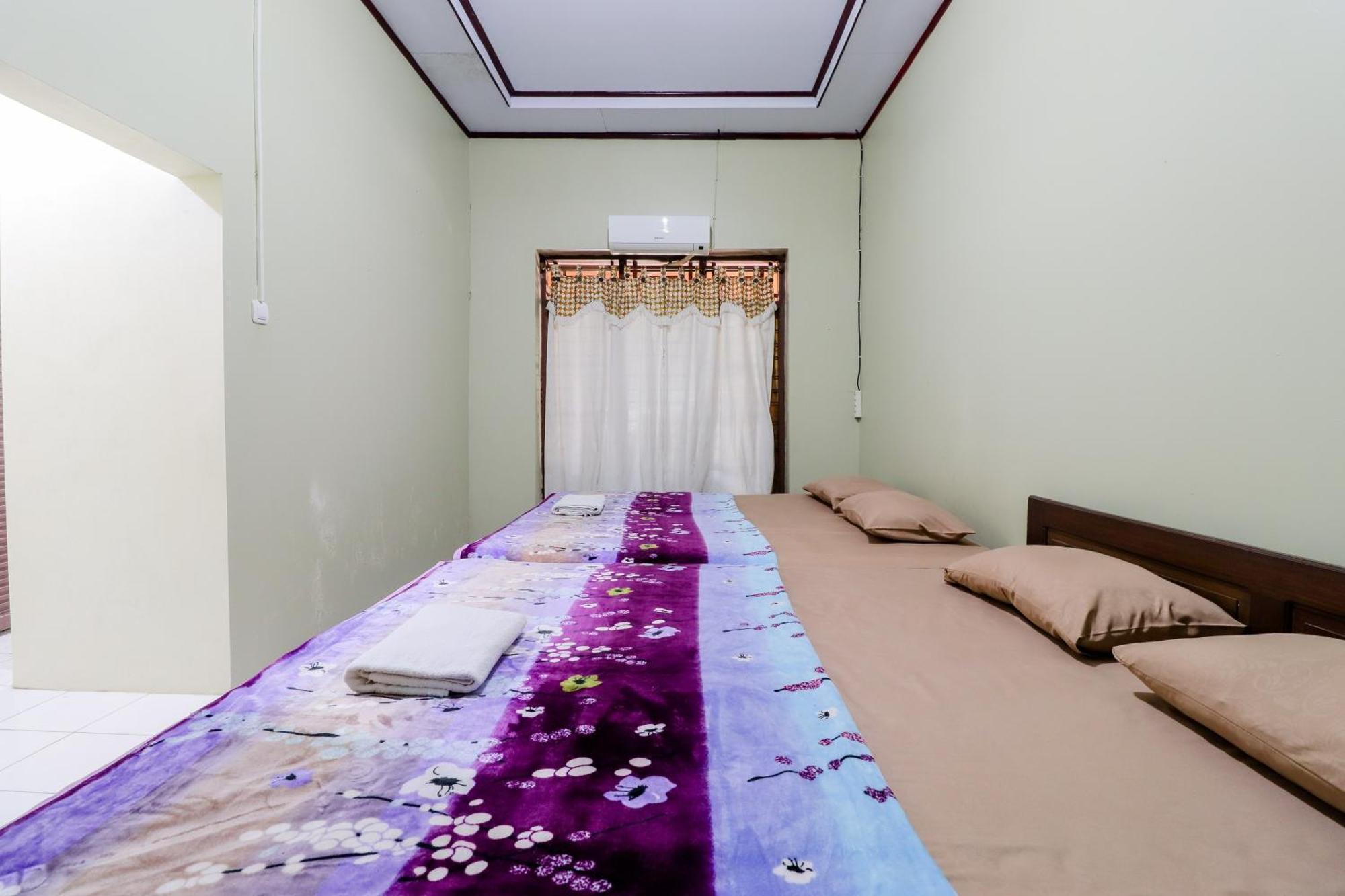 Nurudin House Apartment Magelang Exterior photo