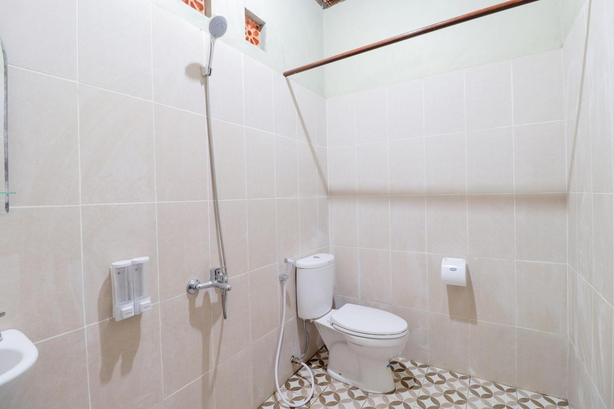 Nurudin House Apartment Magelang Exterior photo