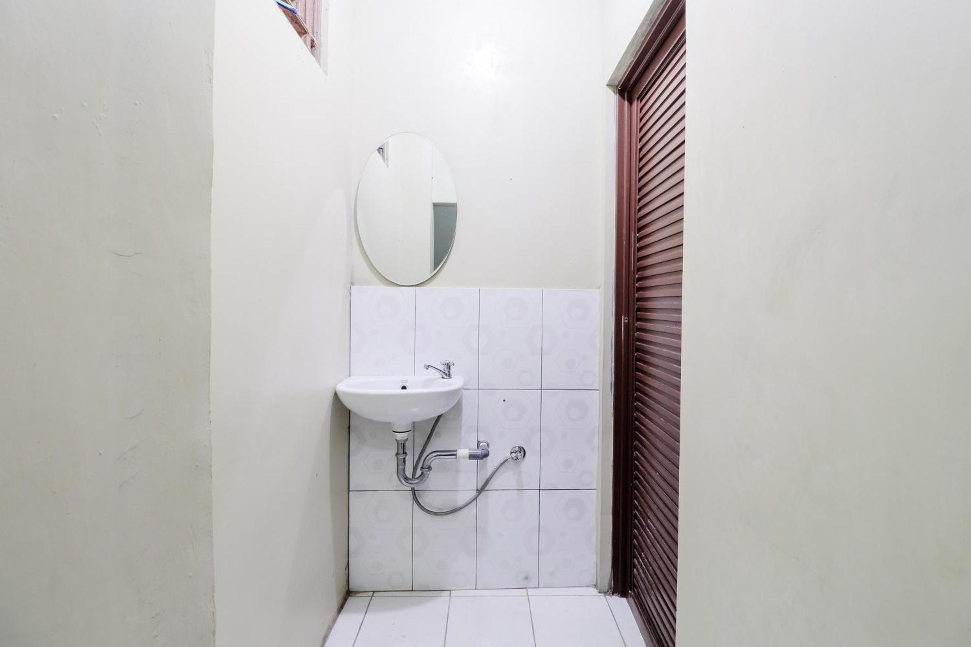 Nurudin House Apartment Magelang Exterior photo