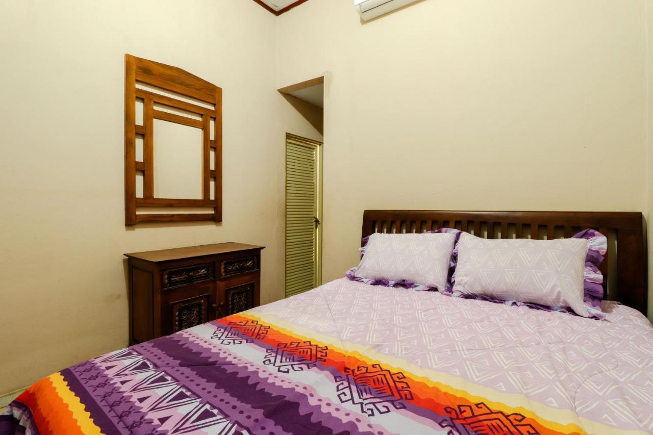 Nurudin House Apartment Magelang Exterior photo